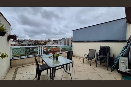 Apartamento à venda com 150m², 2 quartos e 2 vagas Apartamento à venda com 150m², 2 quartos e 2 vagasCobertura