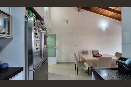 Apartamento à venda com 150m², 2 quartos e 2 vagas Apartamento à venda com 150m², 2 quartos e 2 vagasCozinha