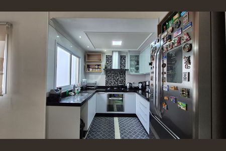 Apartamento à venda com 150m², 2 quartos e 2 vagas Apartamento à venda com 150m², 2 quartos e 2 vagasCozinha