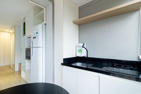 Studio para alugar com 30m², 1 quarto e 1 vaga Studio para alugar com 30m², 1 quarto e 1 vagaVaranda