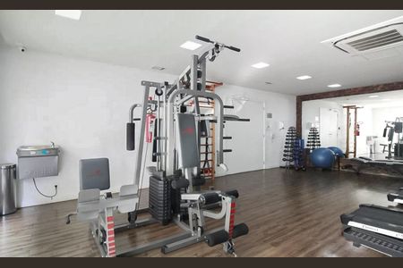 Studio para alugar com 30m², 1 quarto e 1 vaga Studio para alugar com 30m², 1 quarto e 1 vagaÁrea comum - Academia