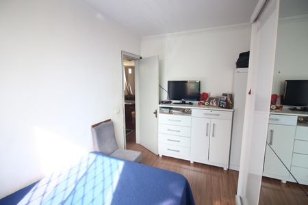 Apartamento à venda com 65m², 3 quartos e 1 vagaQuarto 2