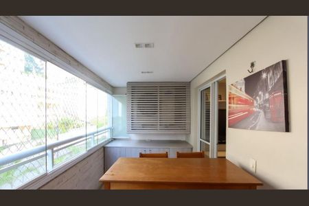 Foto 02 de apartamento à venda com 3 quartos, 103m² em Vila Suzana, São Paulo