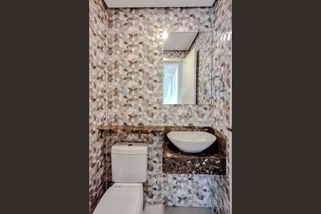 Apartamento à venda com 213m², 4 quartos e 4 vagas Apartamento à venda com 213m², 4 quartos e 4 vagasLavabo