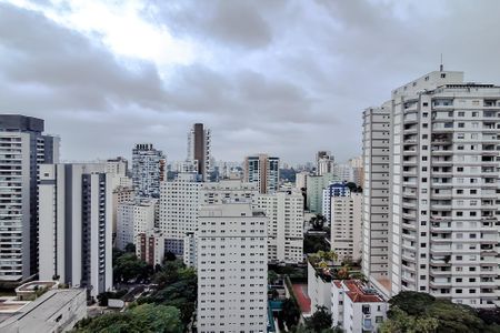 Apartamento à venda com 213m², 4 quartos e 4 vagas Apartamento à venda com 213m², 4 quartos e 4 vagasVista da Varanda