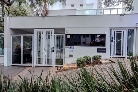 Apartamento à venda com 213m², 4 quartos e 4 vagas Apartamento à venda com 213m², 4 quartos e 4 vagasFachada - Plaquinha