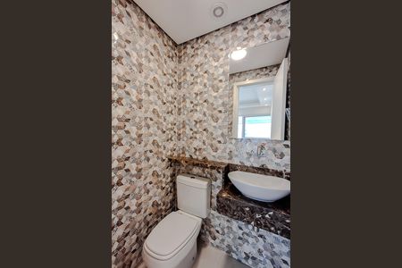 Apartamento à venda com 213m², 4 quartos e 4 vagas Apartamento à venda com 213m², 4 quartos e 4 vagasLavabo
