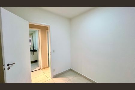 Apartamento para alugar com 114m², 4 quartos e 2 vagasQuarto 2