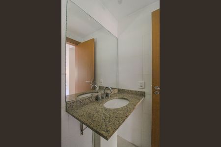 Apartamento à venda com 60m², 2 quartos e 1 vaga Apartamento à venda com 60m², 2 quartos e 1 vagaBanheiro da Suíte