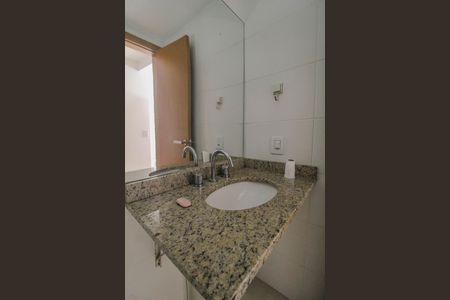 Apartamento à venda com 60m², 2 quartos e 1 vaga Apartamento à venda com 60m², 2 quartos e 1 vagaBanheiro