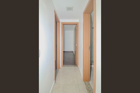 Apartamento à venda com 60m², 2 quartos e 1 vaga Apartamento à venda com 60m², 2 quartos e 1 vagaCorredor