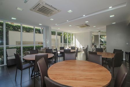 Apartamento à venda com 60m², 2 quartos e 1 vaga Apartamento à venda com 60m², 2 quartos e 1 vagaÁrea comum - Salão de festas