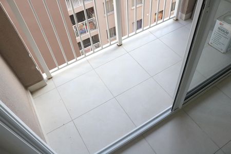 Sala de apartamento para alugar com 2 quartos, 34m² em Parque Industrial Tomas Edson, São Paulo