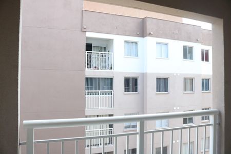 Sala de apartamento para alugar com 2 quartos, 34m² em Parque Industrial Tomas Edson, São Paulo