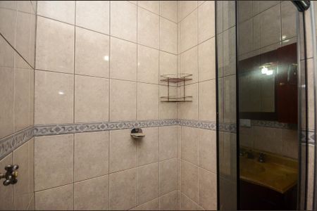 Casa à venda com 150m², 3 quartos e 2 vagasBanheiro - Casa 1