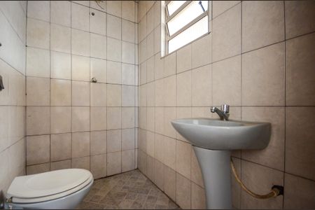 Casa à venda com 150m², 3 quartos e 2 vagasBanheiro de serviço