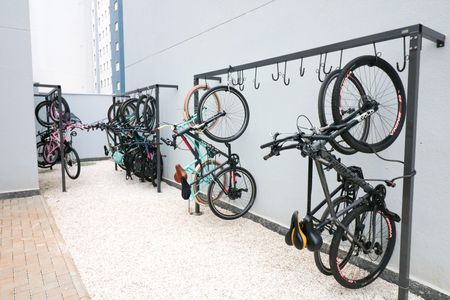 Apartamento à venda com 38m², 2 quartos e sem vaga Apartamento à venda com 38m², 2 quartos e sem vagaÁrea comum - Bicicletário