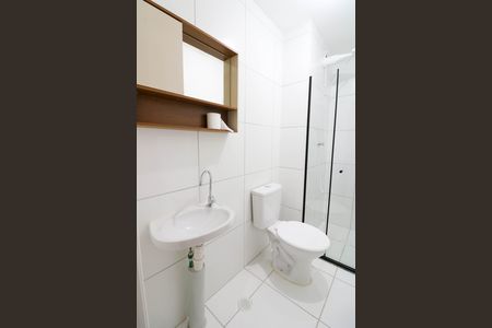Banheiro de apartamento à venda com 2 quartos, 38m² em Jardim São Luís, São Paulo