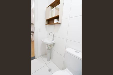 Banheiro de apartamento à venda com 2 quartos, 38m² em Jardim São Luís, São Paulo