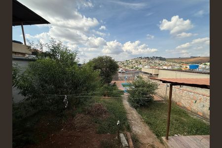 Casa à venda com 360m², 3 quartos e 2 vagas Casa à venda com 360m², 3 quartos e 2 vagasÁrea externa