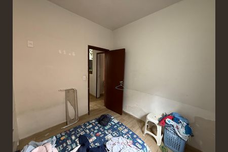 Casa à venda com 360m², 3 quartos e 2 vagas Casa à venda com 360m², 3 quartos e 2 vagasQuarto 2