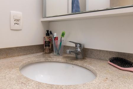 Apartamento à venda com 62m², 2 quartos e 1 vaga Apartamento à venda com 62m², 2 quartos e 1 vagaBanheiro