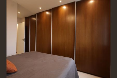 Apartamento à venda com 95m², 3 quartos e 2 vagasSuíte