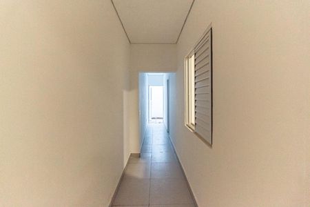 Casa para alugar com 70m², 2 quartos e sem vaga Casa para alugar com 70m², 2 quartos e sem vagaCorredor