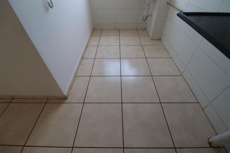 Apartamento para alugar com 63m², 2 quartos e sem vagaCozinha 