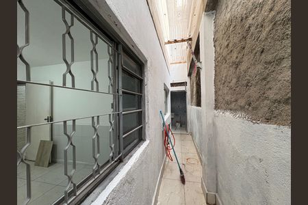 Casa para alugar com 80m², 2 quartos e sem vagaQuintal