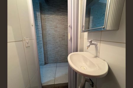 Casa para alugar com 80m², 2 quartos e sem vagaLavabo