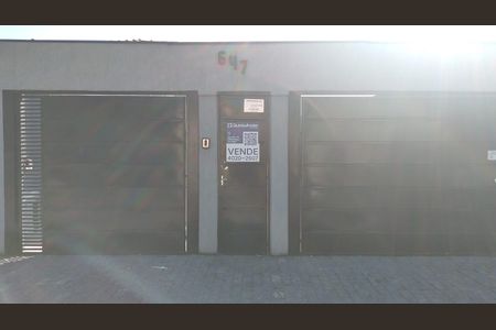 Casa à venda com 350m², 3 quartos e 2 vagasFachada