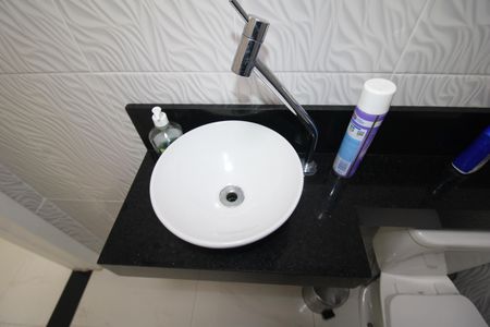 Casa à venda com 350m², 3 quartos e 2 vagasLavabo