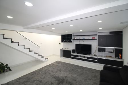 Casa à venda com 350m², 3 quartos e 2 vagasSala 2