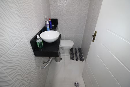Casa à venda com 350m², 3 quartos e 2 vagasLavabo