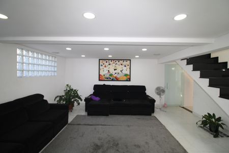 Casa à venda com 350m², 3 quartos e 2 vagasSala 2
