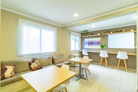 Apartamento à venda com 33m², 2 quartos e sem vaga Apartamento à venda com 33m², 2 quartos e sem vagaÁrea comum - Salão de festas