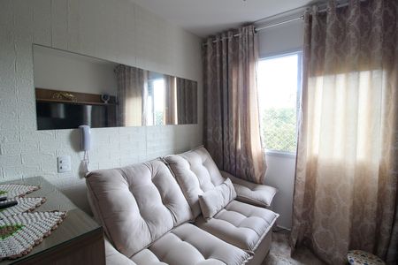 Apartamento à venda com 33m², 2 quartos e sem vaga Apartamento à venda com 33m², 2 quartos e sem vagaSala