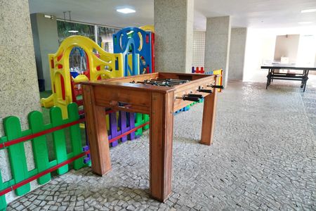 Apartamento para alugar com 190m², 5 quartos e 1 vaga Apartamento para alugar com 190m², 5 quartos e 1 vagaÁrea comum - Espaço Kids