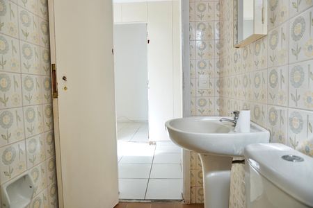 Apartamento para alugar com 190m², 5 quartos e 1 vaga Apartamento para alugar com 190m², 5 quartos e 1 vagaBanheiro de serviço