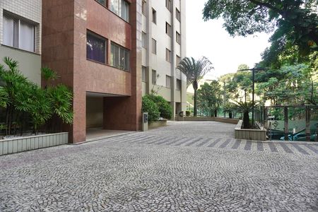 Apartamento para alugar com 190m², 5 quartos e 1 vaga Apartamento para alugar com 190m², 5 quartos e 1 vagaÁrea comum