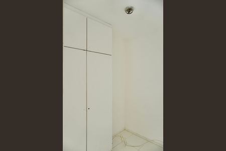 Apartamento para alugar com 190m², 5 quartos e 1 vaga Apartamento para alugar com 190m², 5 quartos e 1 vagaQuarto de Serviço