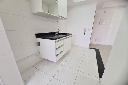 Apartamento à venda com 55m², 2 quartos e 1 vaga Apartamento à venda com 55m², 2 quartos e 1 vagaCozinha