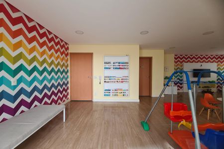 Apartamento à venda com 55m², 2 quartos e 1 vaga Apartamento à venda com 55m², 2 quartos e 1 vagaÁrea comum - Brinquedoteca