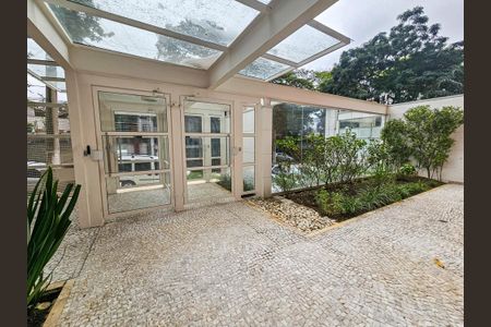 Apartamento à venda com 89m², 2 quartos e 2 vagas Apartamento à venda com 89m², 2 quartos e 2 vagasFachada e portaria