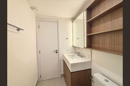 Apartamento para alugar com 41m², 1 quarto e 1 vaga Apartamento para alugar com 41m², 1 quarto e 1 vagaBanheiro