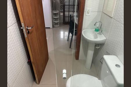 Banheiro de kitnet/studio para alugar com 1 quarto, 18m² em Campinas, São José