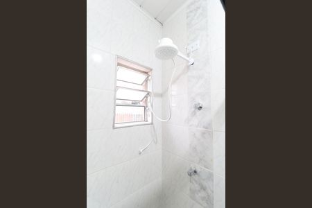 Banheiro de apartamento para alugar com 1 quarto, 27m² em Vila Maria Alta, São Paulo