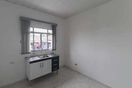 Cozinha de apartamento para alugar com 1 quarto, 20m² em Vila Maria Alta, São Paulo