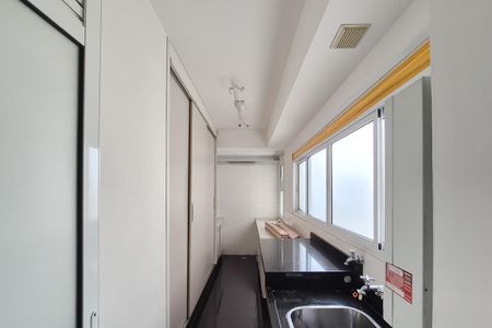 Apartamento à venda com 156m², 3 quartos e 3 vagas Apartamento à venda com 156m², 3 quartos e 3 vagasÁrea de Serviço